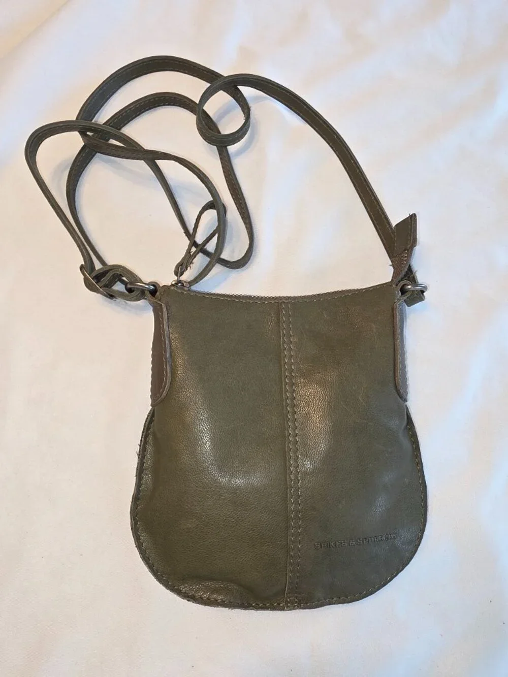 Spikes and Sparrow Crossbody Bag Olive Green Leather Houndstooth Lining Festival